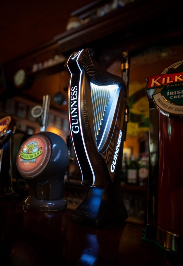 Guinness alla spina Mulligans Pub Milano