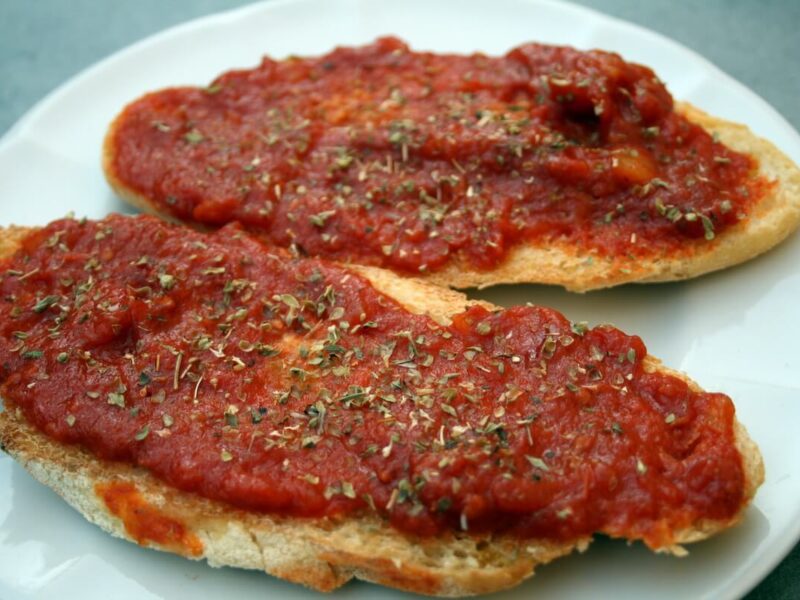 Bruschetta con pomodoro e origano